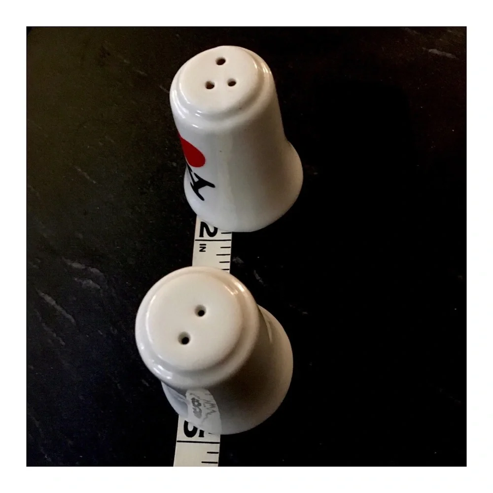 I ❤️ NY Souvenir Ceramic Salt & Pepper Shakers